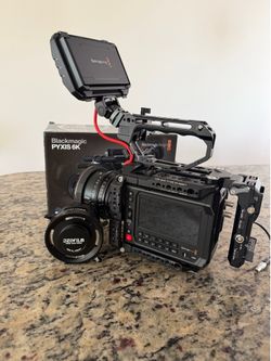 Blackmagic PYXIS 6K w/Accessories