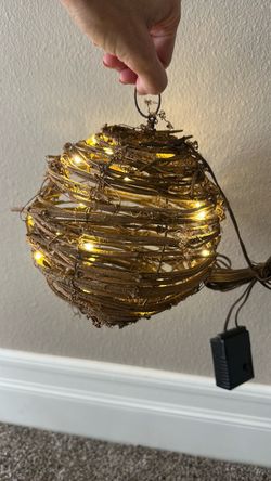 Rattan Twinkle Ball 7in