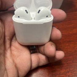 AirPods 