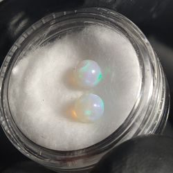 2 small size Ethiopian opal beads