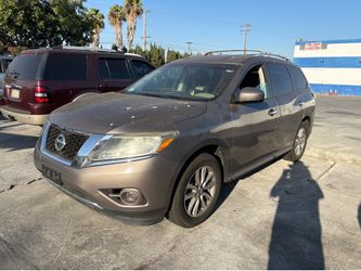 Nissan pathfinder part out