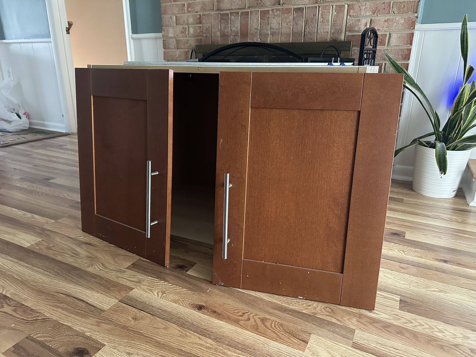 Kitchen cabinet with doors. Free! 