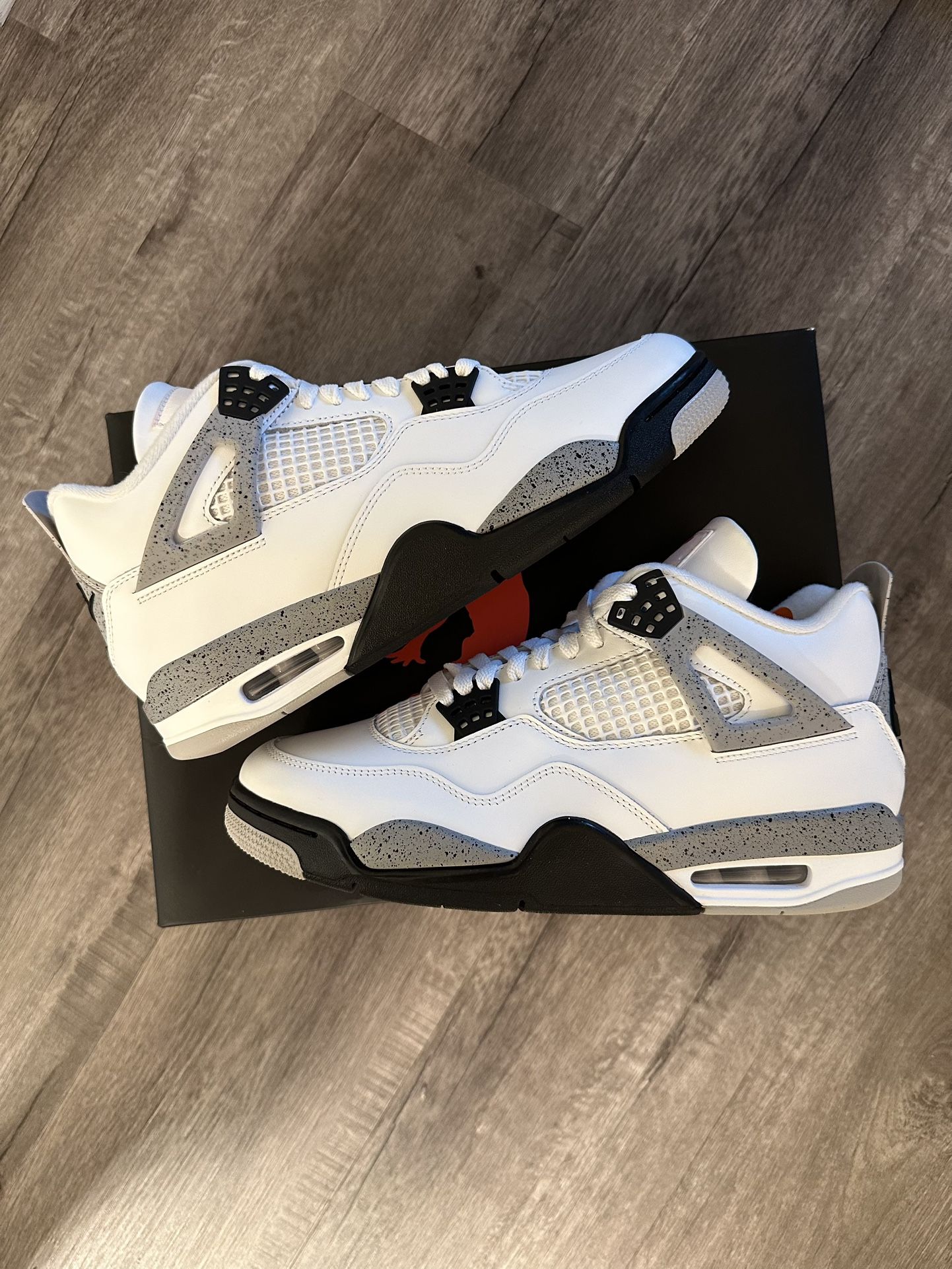 Nike Air Jordan 4 “White Cement” Size 10