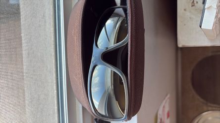 Maui Jim World Cup Sunglasses (Matte Grey / Blue Gradient) - Case Included