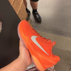 Kobe 6 Total orange