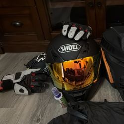 Shoei Xl Helmet With Gloves And Rain Gear And A Moto Bag