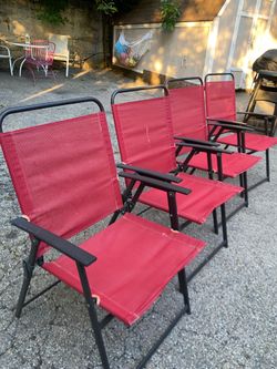 4 Outdoor folding chairs