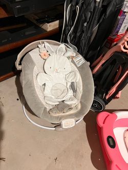 Ingenuity baby bouncing chair