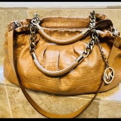 Michael kors Leather Peanut Purse