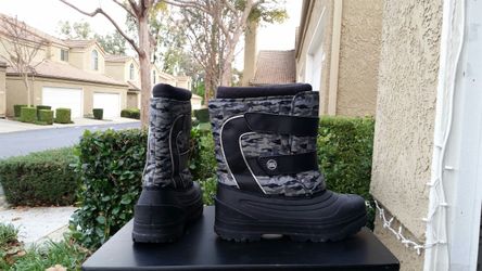 Boys Snow Shoes