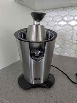 Juicer, citrus