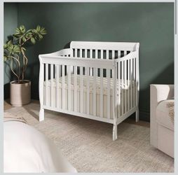 Dream On Me 4-in-1 Mini Baby Crib for Small Spaces, Aden, White
