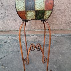 Vintage  Plat Holder 