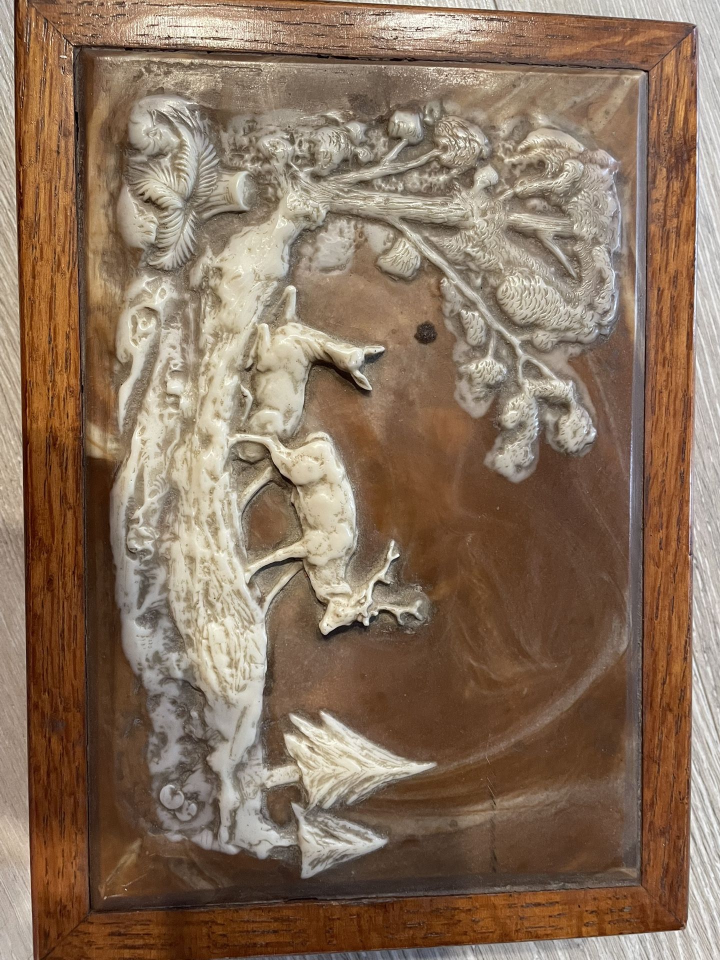 Dante’ Carpenter’s Bench Royal Oak Jewellery Box Incolay Stone Deer