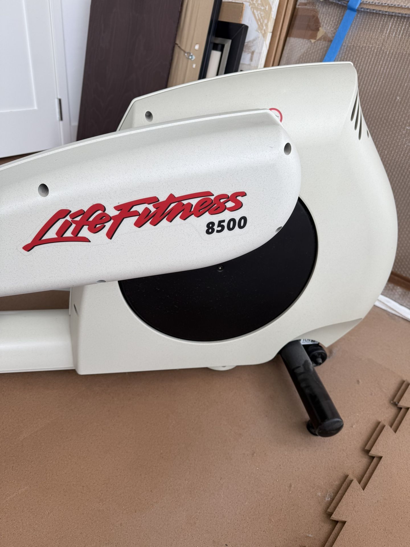 Life Fitness Cross Trainer Elliptical