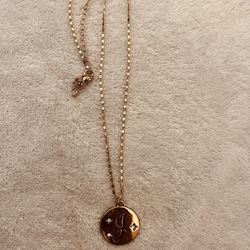 Guess necklace 24 inches