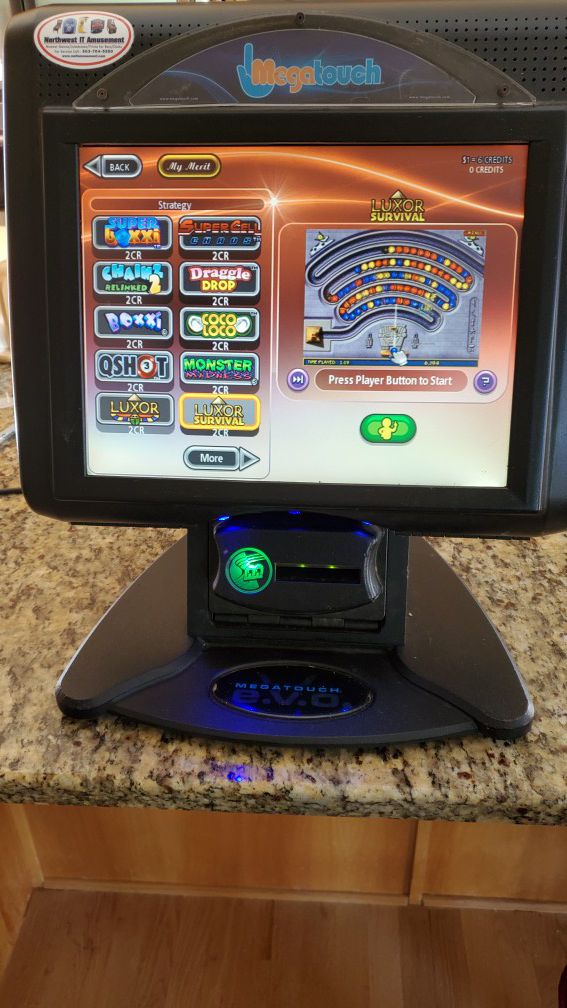 Arcade Megatouch Counter top Trivia game