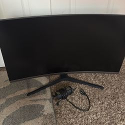 Samsung 32" Curved Monitor