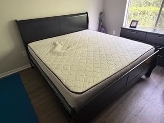 King size bed