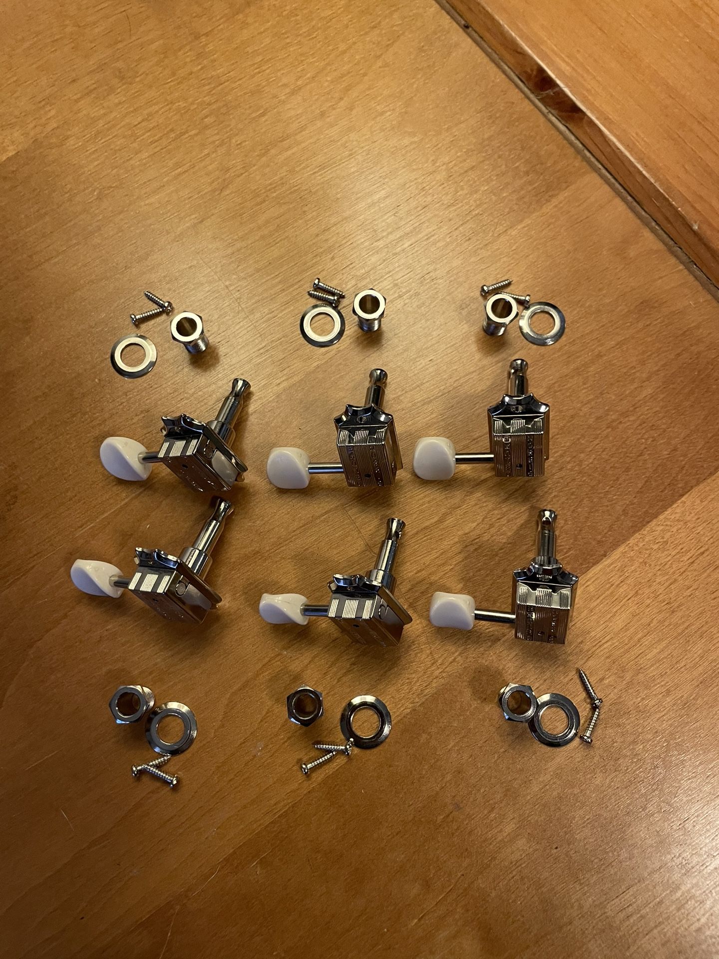 Gibson Deluxe Vintage Style Oval Tuners