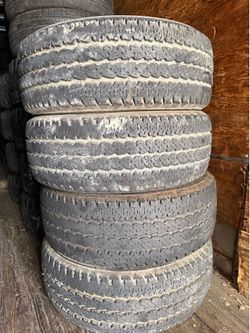 Set de llantas para carga 285/60/20 Firestone