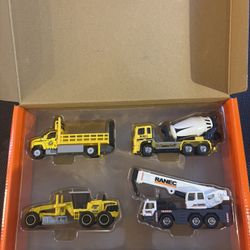 MatchBox Working Rigs Set of 4 Mobile Crane Cement King Road Grader Attenuator