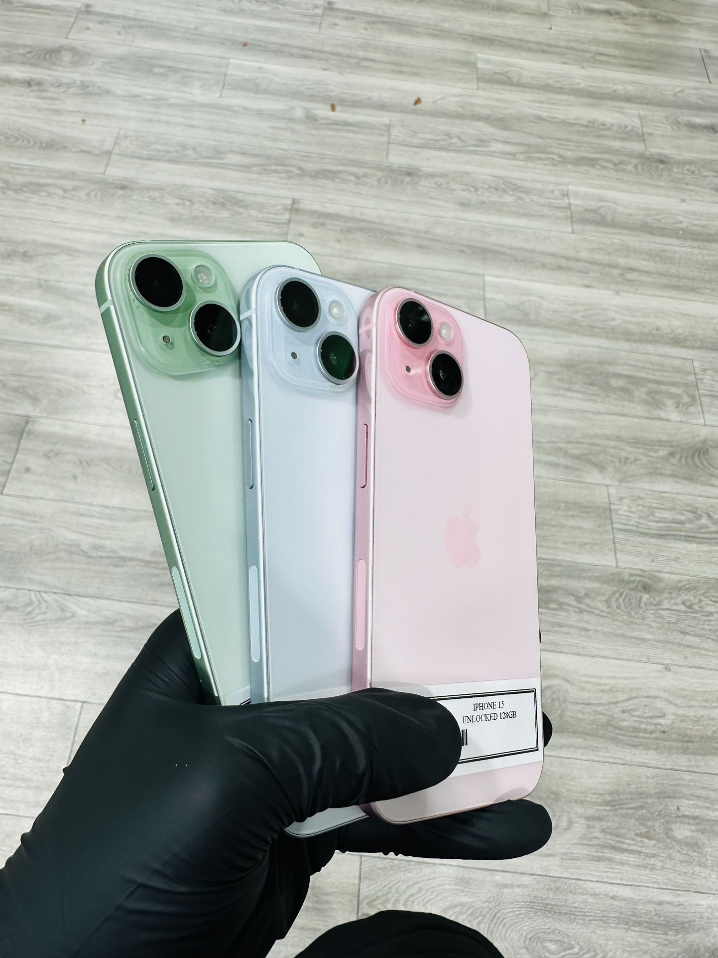 iPhone 15 Unlocked 128GB $500 or $60 Down!