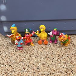 Sesame Street/ Barney Plastic Characters 