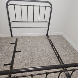 Queen Metal Bed