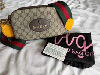 Gucci GG Supreme Neo