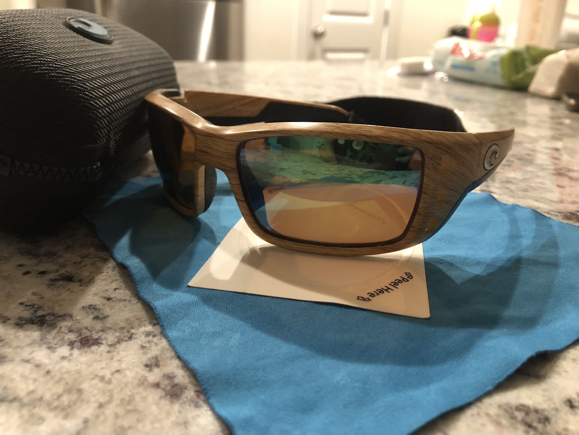 Costa Permit 580G Polarized Glass Sunglasses