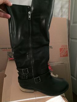 Black boots