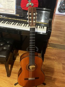 Yiari Gakki Classical Guitar