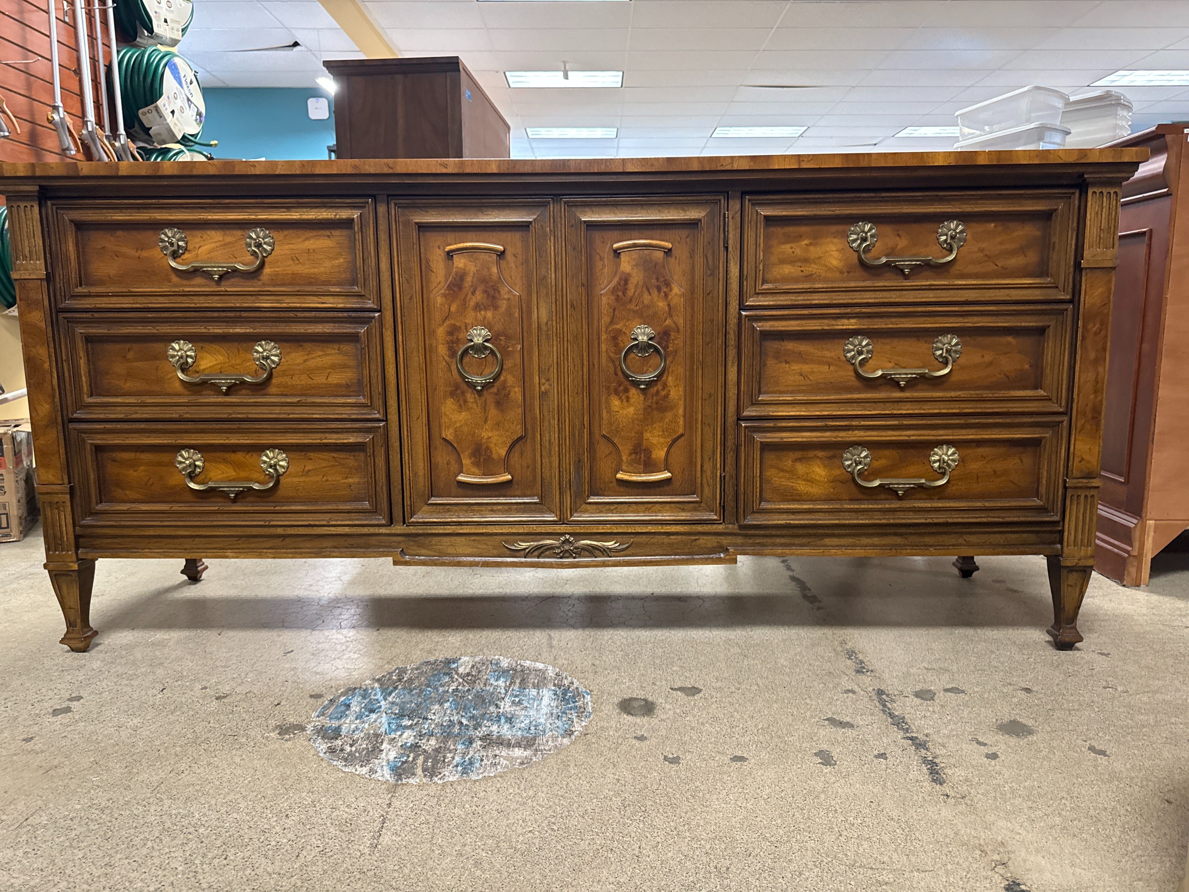 Drexel Francesca Longboy Dresser