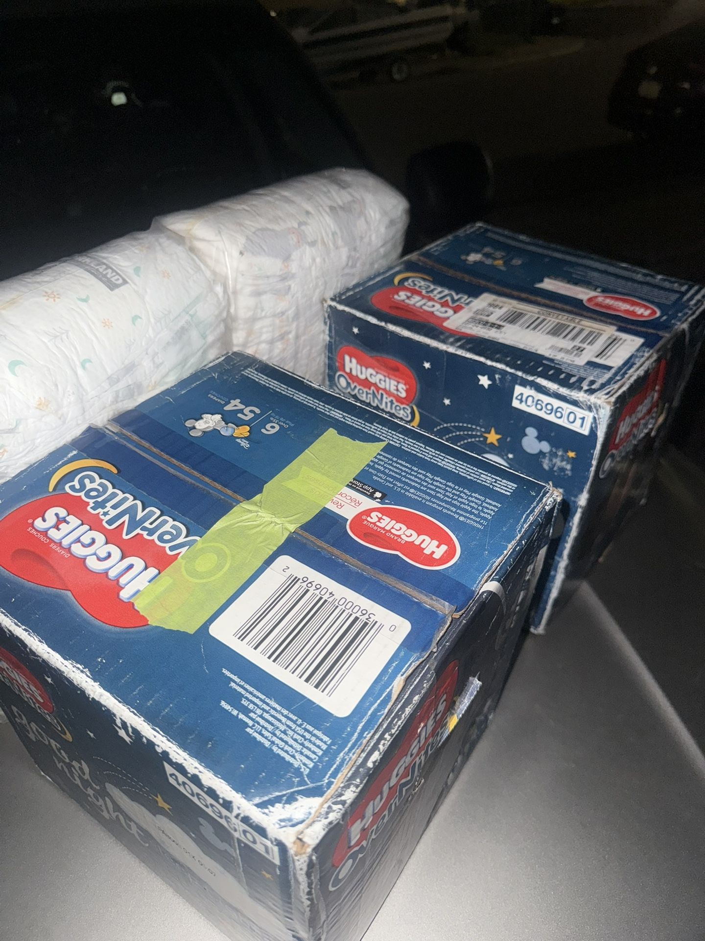 2 Huggies Sz 6 Overnites 54 Pack 1Kirkland Pack Sz6