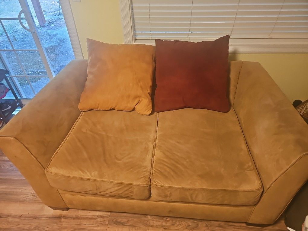 Loveseat