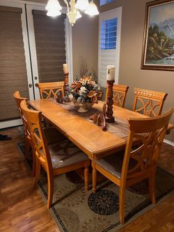 Contemporary Light Oak Dining Set