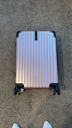 Pink Luggage Carry On Swissun