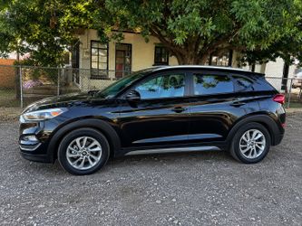 Hyunday Tucson SE 2017