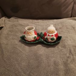 Vintage Mr and Mrs clause cream and sugar mugs with Holly serving tray