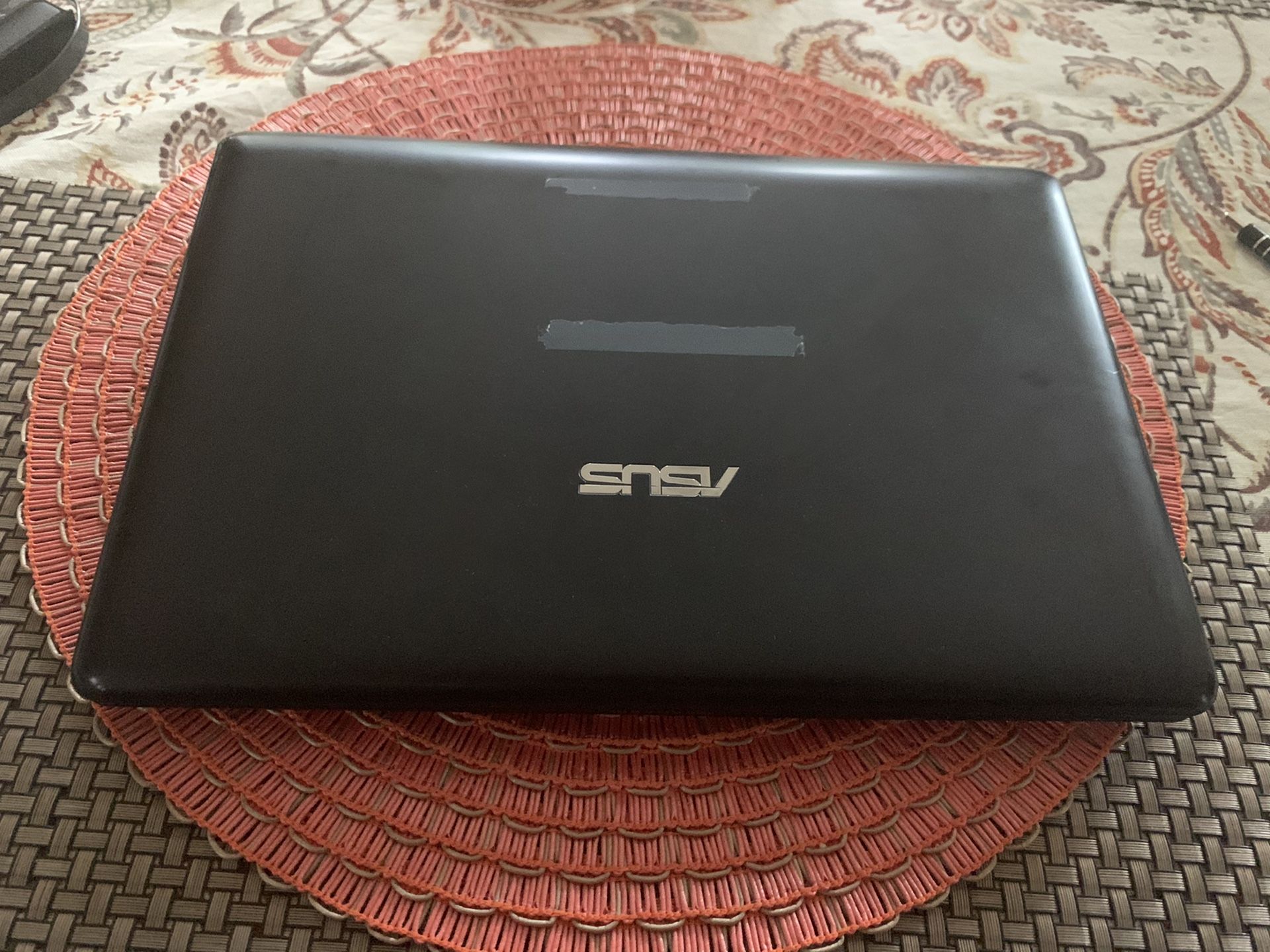 Asus EeePc 1215b