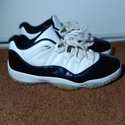 Jordan 11 Iridescent 