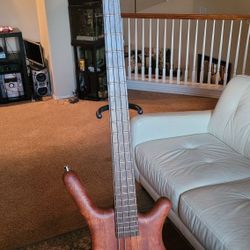 Selling My German 4 String Warwick Corvette Bass Guitar