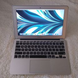 Apple MacBook Air 11" Intel  Charger Included