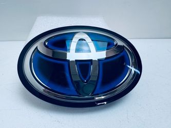 2015-2020 TOYOTA FRONT GRILLE EMBLEM RADAR LOGOSENSOR COVER (contact info removed) OEM (492)