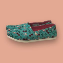 TOMS Turquoise Summer Vacay Classic Shoes, Size 7, MSRP $50