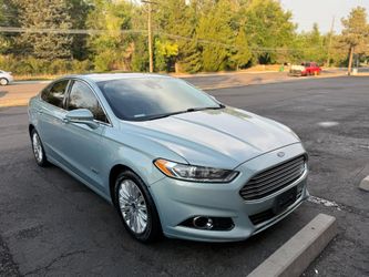 2013 Ford Fusion Hybrid Electric Plus Titanium