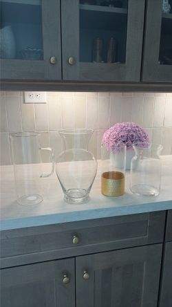 4 glass vases