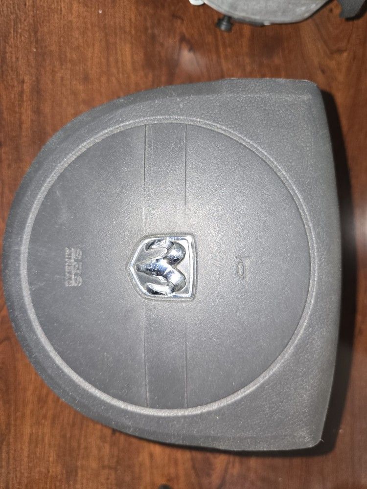 2006-2010 Dodge Magnum / Charger Driver Wheel Airbag