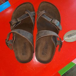 Leather Sandals / Sleepers Size 8 M